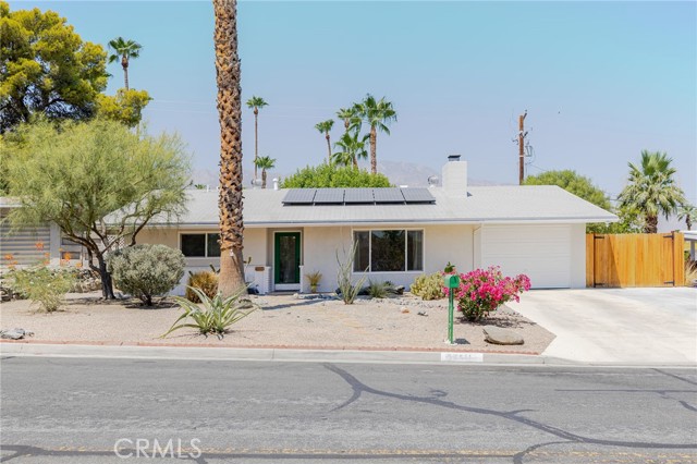 Detail Gallery Image 2 of 32 For 37511 Palo Verde Dr, Cathedral City,  CA 92234 - 2 Beds | 2 Baths