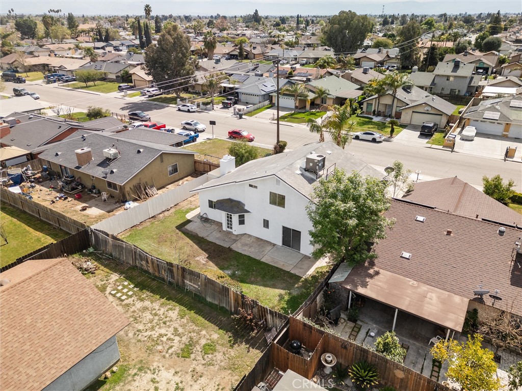 https://media.crmls.org/medias/607b8489-2abf-43f1-b43d-3cda3a077c93.jpg?preset=X-Large