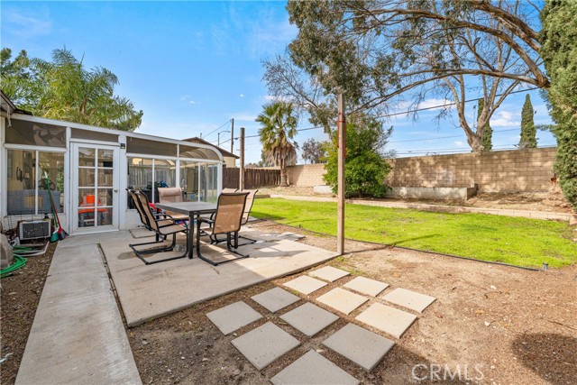 Detail Gallery Image 18 of 23 For 17210 Mesa Ave, Fontana,  CA 92336 - 3 Beds | 2 Baths