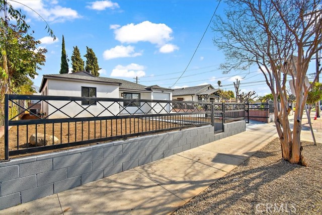 12808 Herrick Avenue photo 3