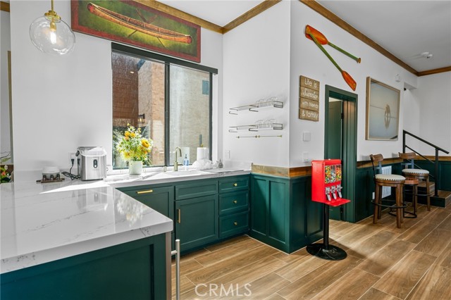 807 Cameron Drive, Big Bear Lake, CA 92315