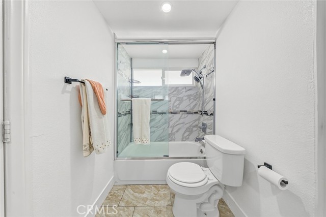 10989 Mascarell Avenue photo 14