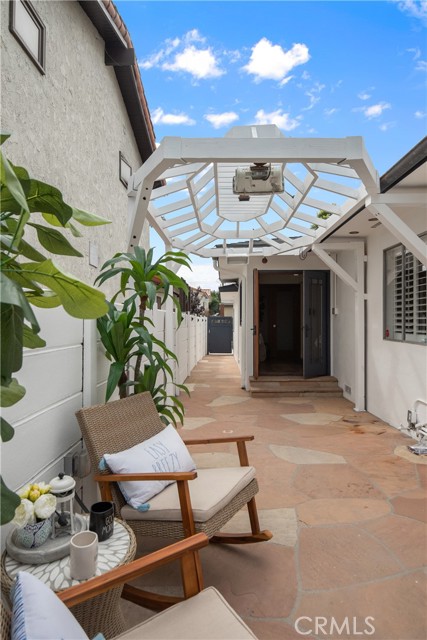 3600 Pine Avenue, Manhattan Beach, California 90266, 4 Bedrooms Bedrooms, ,2 BathroomsBathrooms,Residential,Sold,Pine,SB21200054