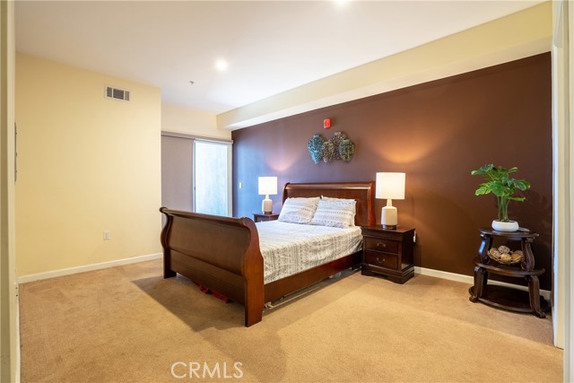 155 S Oxford Avenue #505, Los Angeles, CA, 90004 155 S Oxford Avenue #505, Los Angeles, CA, 90004