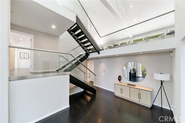 Image 19 of 68 For 9653 Oak Pass Rd