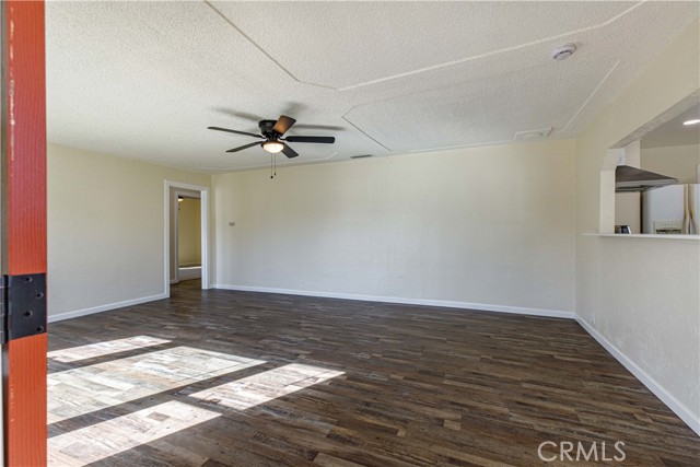 Detail Gallery Image 2 of 35 For 2525 Country Dr, Merced,  CA 95340 - 3 Beds | 1 Baths