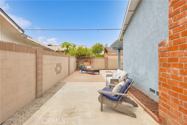 8381 E Hendrie Street, Long Beach CA: https://media.crmls.org/medias/608436d8-dab9-4e86-886c-d850f3d0eb1a.jpg
