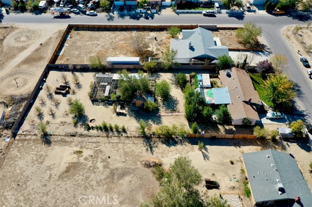 40912 168th E, Lancaster CA: https://media.crmls.org/medias/6085446f-2e0f-487e-80b0-fd8729a09481.jpg