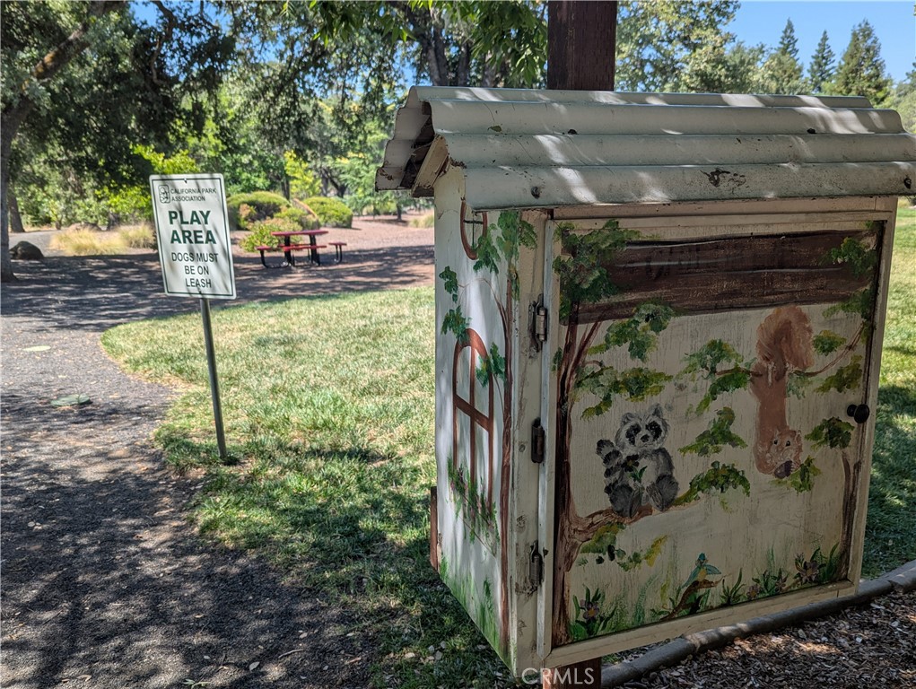 https://media.crmls.org/medias/6085765d-d667-4702-9866-cc9156aae5ac.jpg?preset=X-Large
