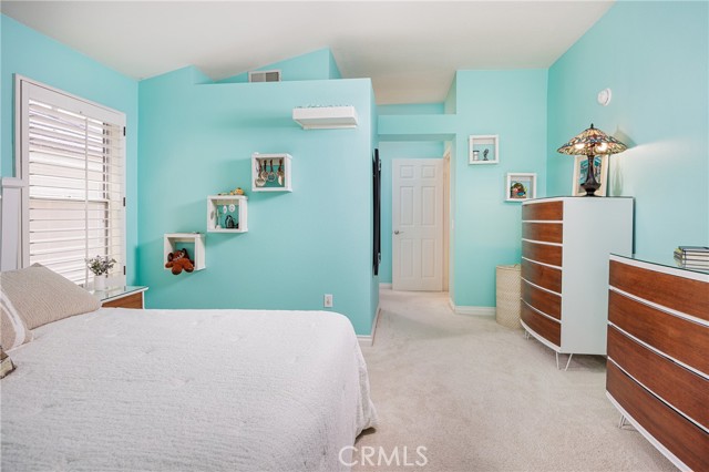 Detail Gallery Image 16 of 49 For 25 Fairfield, Lake Forest,  CA 92610 - 4 Beds | 2/1 Baths