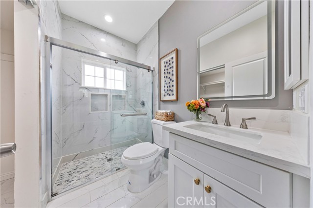 Detail Gallery Image 10 of 31 For 5421 Ave Loma, Temple City,  CA 91780 - 4 Beds | 3 Baths