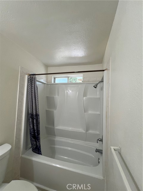 14018 Benbow Street, Baldwin Park CA: https://media.crmls.org/medias/6087a606-a05d-4435-8a2a-83e15d8d5283.jpg
