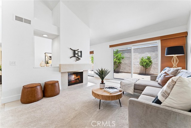 28082 Palmetto Court, Laguna Niguel CA: https://media.crmls.org/medias/6087e7ca-d46e-4b6a-af05-e2e870bf6389.jpg