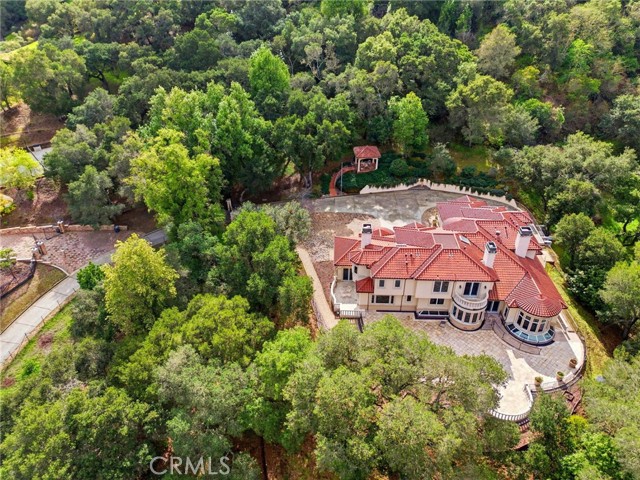 Detail Gallery Image 42 of 44 For 28080 Laura Ct, Los Altos Hills,  CA 94022 - 5 Beds | 7 Baths