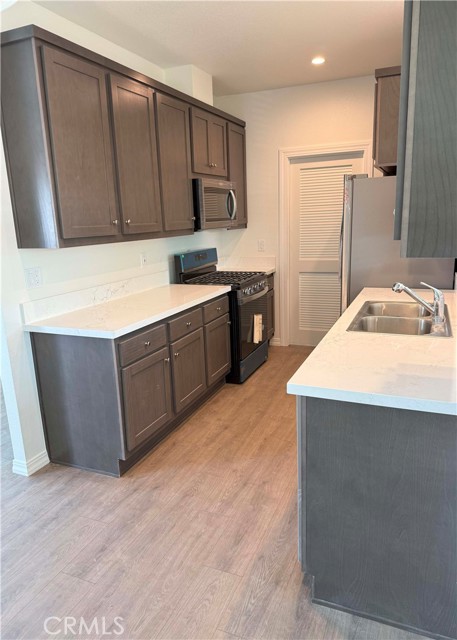 3319 Avalon Street, Jurupa Valley CA: https://media.crmls.org/medias/608929f1-f5c0-480e-95fc-d4a591f0b495.jpg
