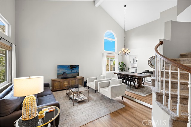 Detail Gallery Image 9 of 51 For 31902 Stoney Creek Rd, Rancho Santa Margarita,  CA 92679 - 5 Beds | 3 Baths