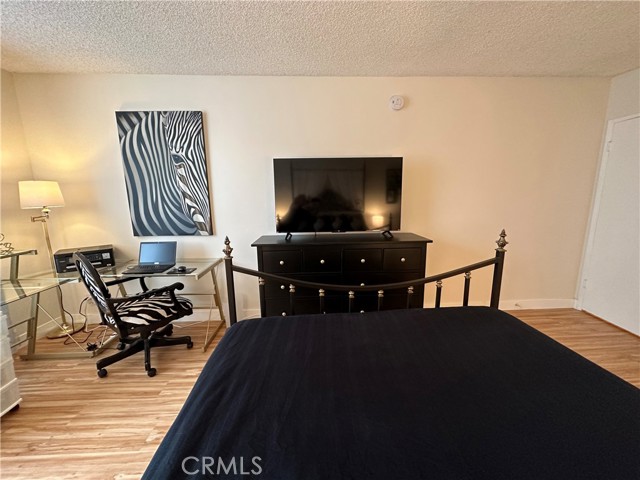 Detail Gallery Image 14 of 29 For 1745 Camino Palmero St #416,  Los Angeles,  CA 90046 - 1 Beds | 1 Baths