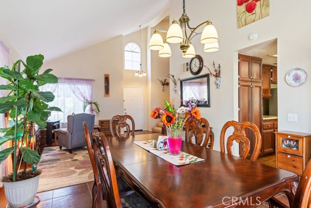 Detail Gallery Image 7 of 42 For 34175 Shaded Meadow Cir, Wildomar,  CA 92595 - 3 Beds | 2/1 Baths