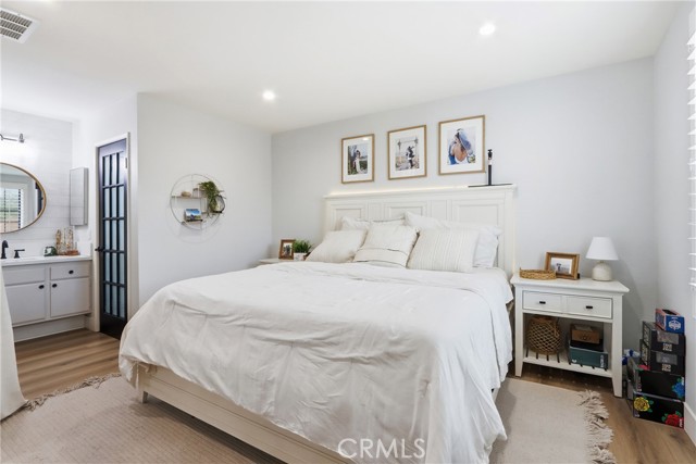 Detail Gallery Image 28 of 49 For 29161 Corales, Canyon Country,  CA 91387 - 3 Beds | 3 Baths