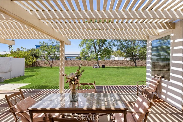 1049 2nd Street, Norco CA: https://media.crmls.org/medias/608e7fec-e3d7-4e9b-8011-d74651f0a340.jpg