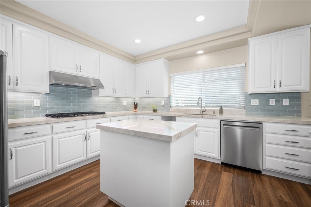 608e83e7 C634 4940 8e16 8bdb9b4526d8