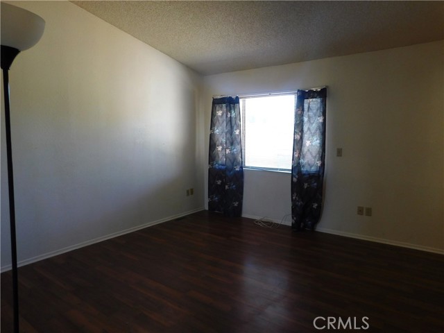 Detail Gallery Image 12 of 23 For 14323 Winchester, Mojave,  CA 93501 - 3 Beds | 2 Baths