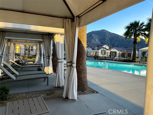 Detail Gallery Image 3 of 8 For 51839 via Tolosa, La Quinta,  CA 92253 - 3 Beds | 3/1 Baths