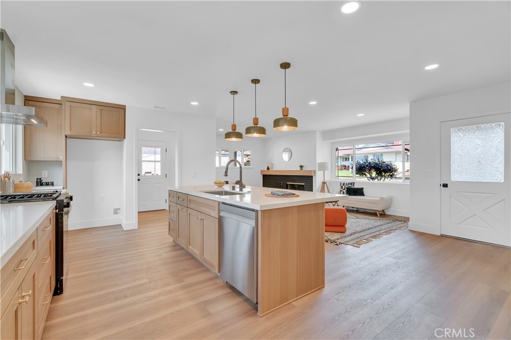 608F3Da3 474F 4Faf B302 466009A18Db5 10525 S 5Th Avenue, Inglewood, Ca 90303 &Lt;Span Style='BackgroundColor:transparent;Padding:0Px;'&Gt; &Lt;Small&Gt; &Lt;I&Gt; &Lt;/I&Gt; &Lt;/Small&Gt;&Lt;/Span&Gt;