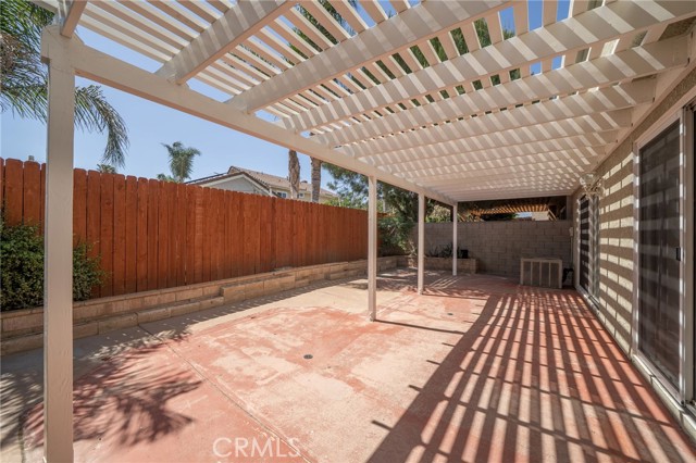 11500 Winery Drive, Fontana CA: https://media.crmls.org/medias/608fcb43-0a6a-4273-a383-ac762a8901a9.jpg