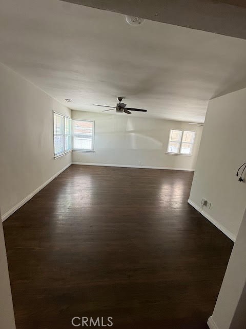 11300 Emelita Street, North Hollywood CA: https://media.crmls.org/medias/608fd9ca-c4aa-42f9-a0d5-4f180feba840.jpg