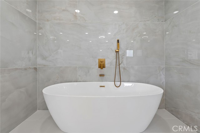 Image 37 of 74 For 19617 Enslow Drive