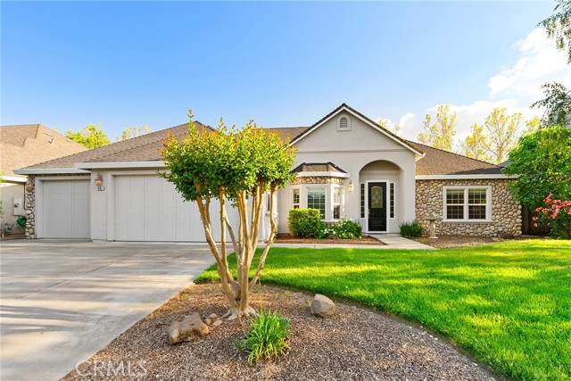Detail Gallery Image 1 of 51 For 441 Southbury Ln, Chico,  CA 95973 - 4 Beds | 3 Baths