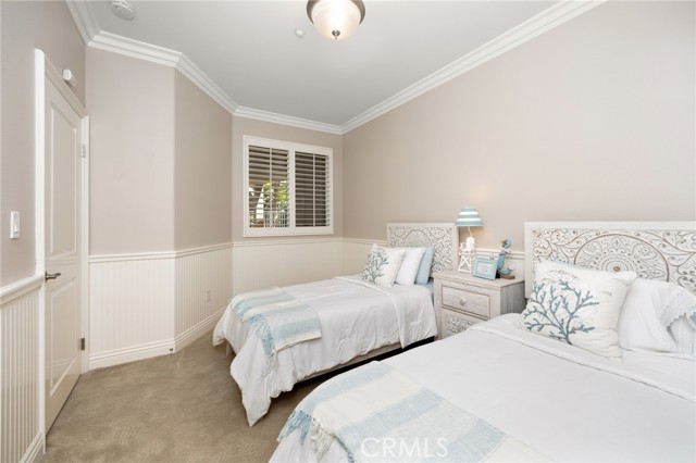 1400 E Ocean Boulevard, Long Beach CA: https://media.crmls.org/medias/60931def-555e-4be6-bd02-b1a20df71562.jpg
