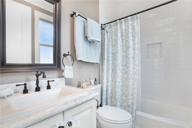 33521 Sea Bright Drive, Dana Point CA: https://media.crmls.org/medias/60935d36-fd53-47fc-939b-6783038d095b.jpg