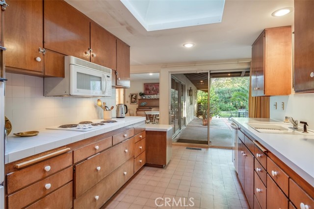 Efficient kitchen includes all mid-century amenities