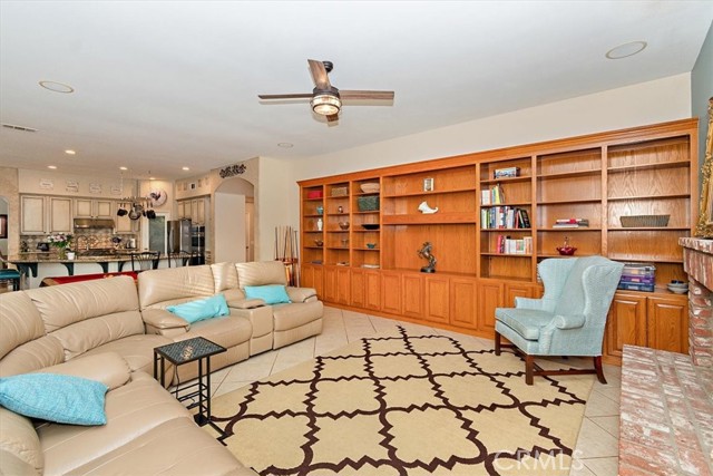 14132 Peral Court, Chino CA: https://media.crmls.org/medias/60966bfa-7a7c-492e-8a93-b66725260ee0.jpg