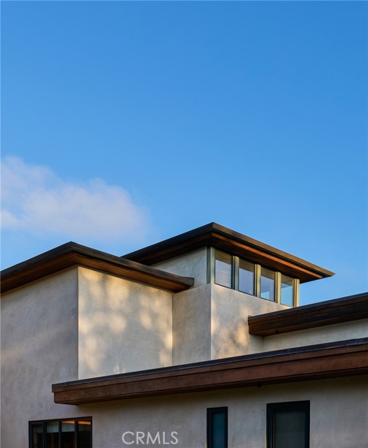 Detail Gallery Image 43 of 61 For 1112 Park St, Huntington Beach,  CA 92648 - 6 Beds | 6/2 Baths