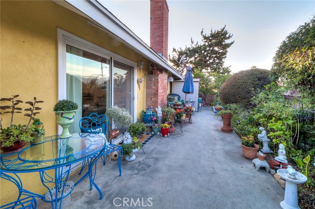 Side patio with a view of the mountains.