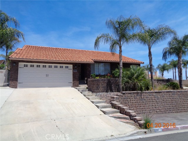 Detail Gallery Image 1 of 41 For 22962 Giant Fir Pl, Canyon Lake,  CA 92587 - 3 Beds | 2 Baths