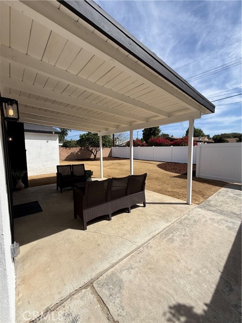 Detail Gallery Image 37 of 40 For 6902 Lasaine Ave, Lake Balboa,  CA 91406 - 3 Beds | 2 Baths