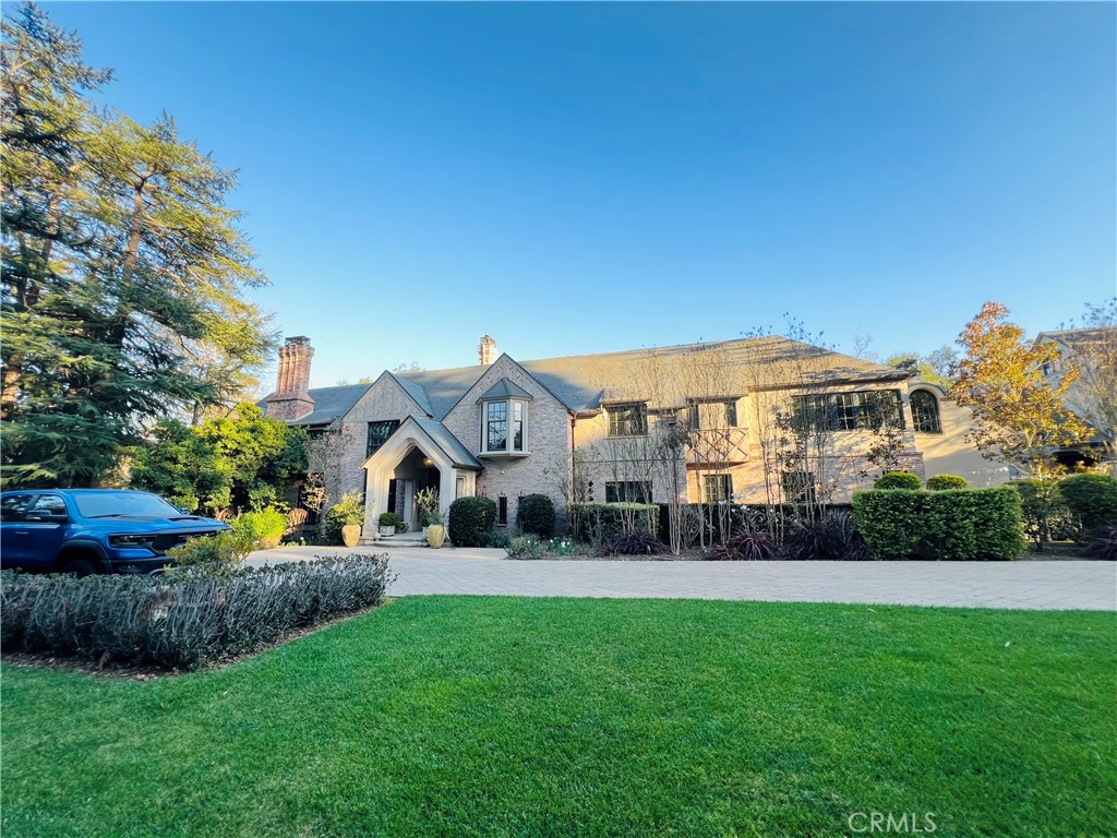 4110 Woodleigh Lane