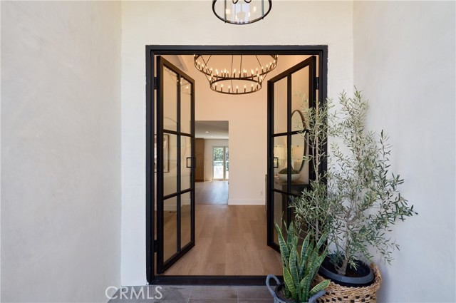 12402 Vista Panorama, North Tustin CA: https://media.crmls.org/medias/609b5fea-9501-4812-8080-5615b29b0b01.jpg