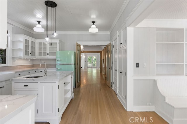 404 17th Street, Manhattan Beach, California 90266, 3 Bedrooms Bedrooms, ,2 BathroomsBathrooms,Residential,Sold,17th,SB21090546