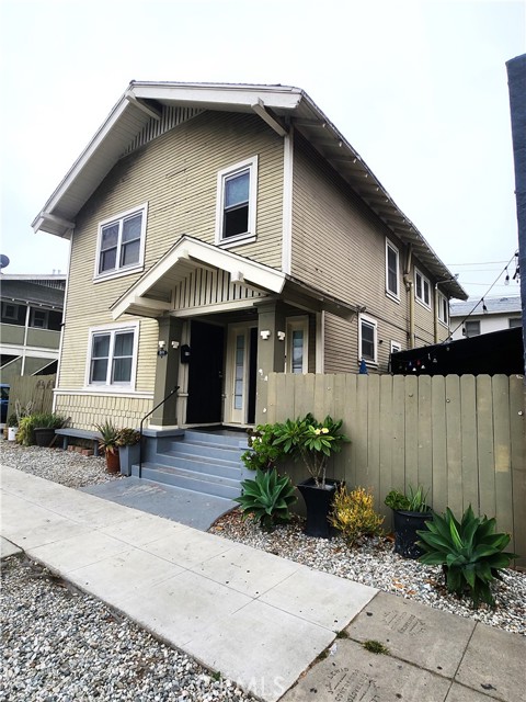 Detail Gallery Image 7 of 7 For 811 Lime Ave, Long Beach,  CA 90813 - – Beds | – Baths