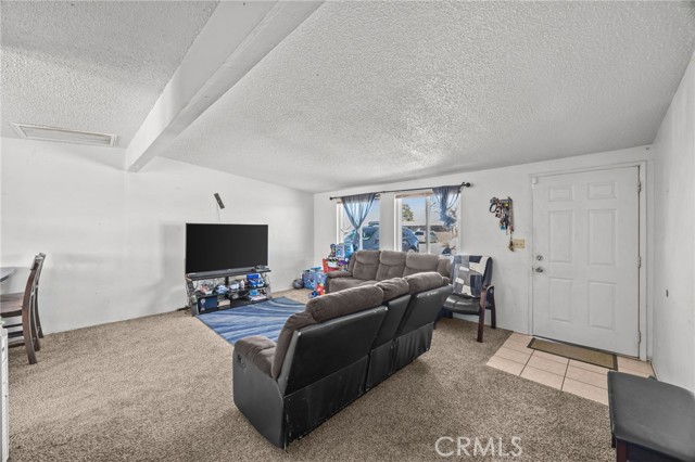 Detail Gallery Image 4 of 26 For 13325 Margo, North Edwards,  CA 93523 - 3 Beds | 1 Baths