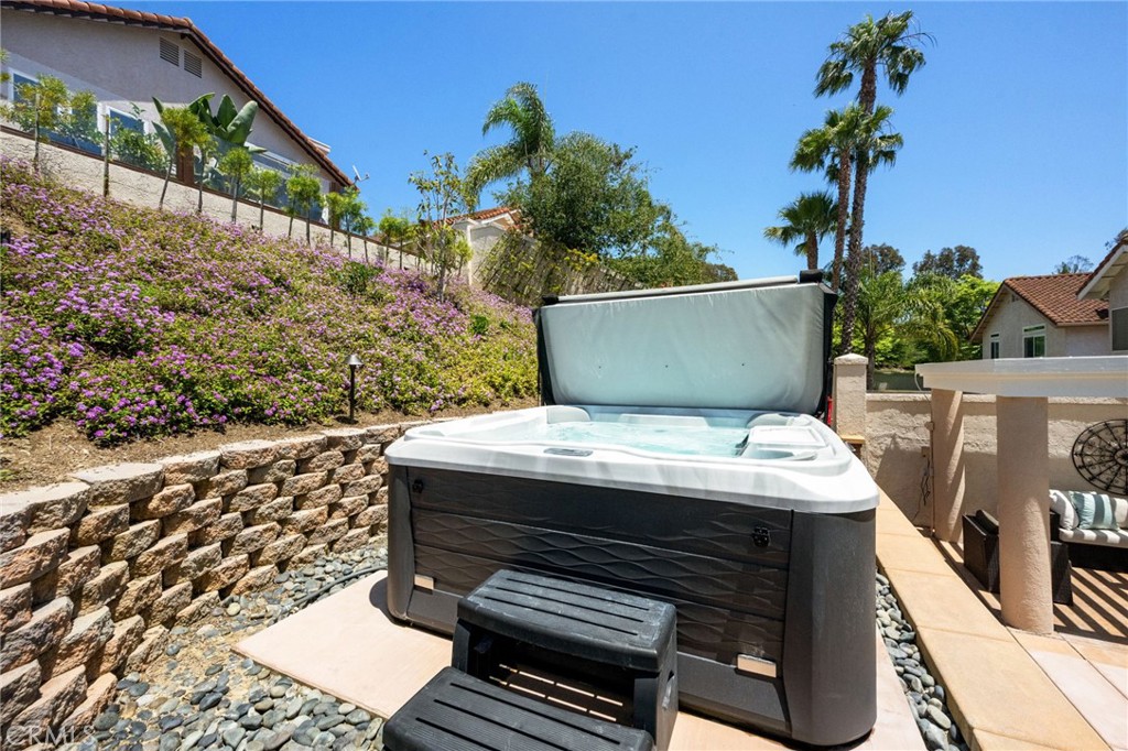 MLS #OC25179992 img 54