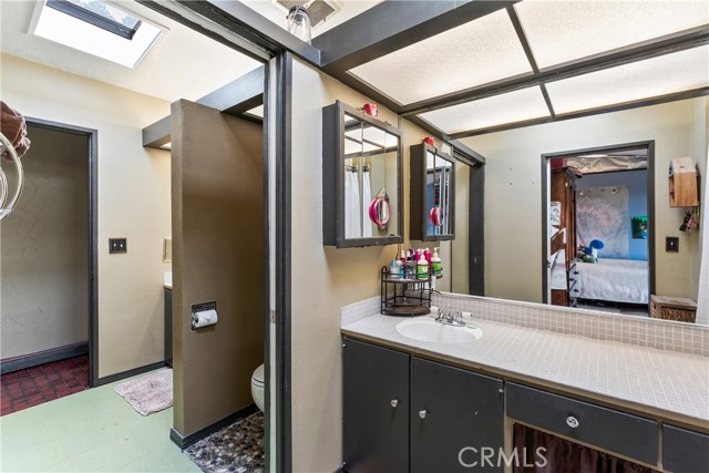 1944 Willow, Running Springs CA: https://media.crmls.org/medias/609c5e97-21f1-48a1-9f61-f3c0379fd447.jpg