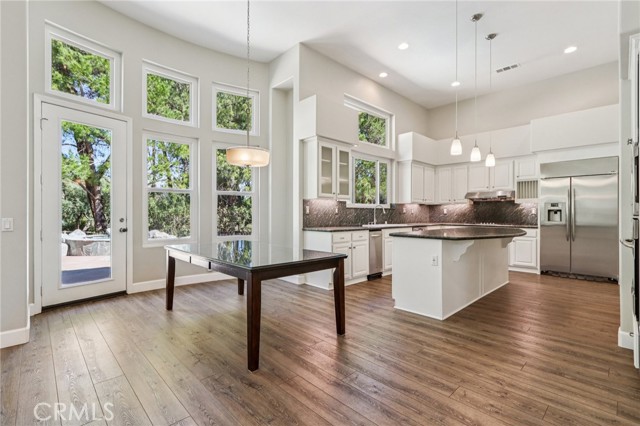 Detail Gallery Image 15 of 68 For 24966 Tyler Pl, Murrieta,  CA 92562 - 6 Beds | 3/1 Baths