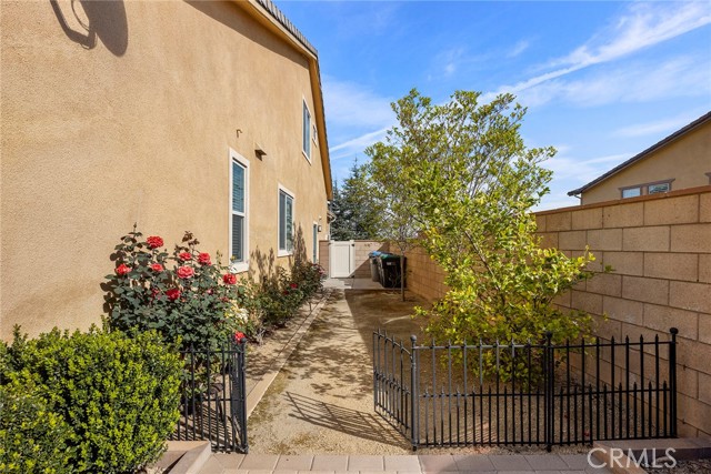 Detail Gallery Image 43 of 52 For 26261 Santiago Canyon, Corona,  CA 92883 - 5 Beds | 4/1 Baths