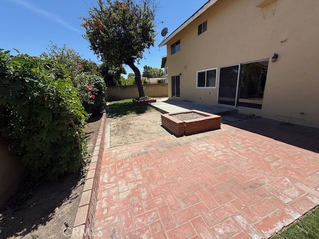 13527 Edgefield Street, Cerritos CA: https://media.crmls.org/medias/609e2ac8-5763-47fe-8878-7d5e9bbcaa37.jpg